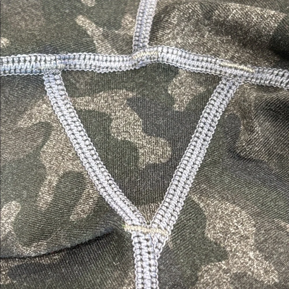 Fabletics PowerHold Camo High Rise Cropped Leggings Size M